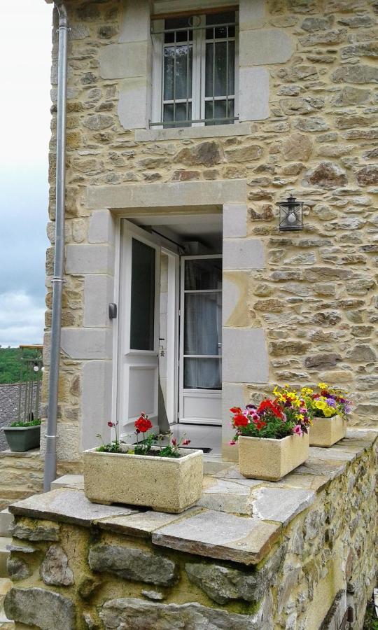 Chambre D Hotes Avec 2 Petits Dejeuners Ou Gite Najac Exterior foto